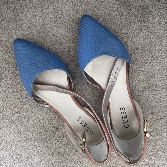 Guess flats - Picture 2 of 2
